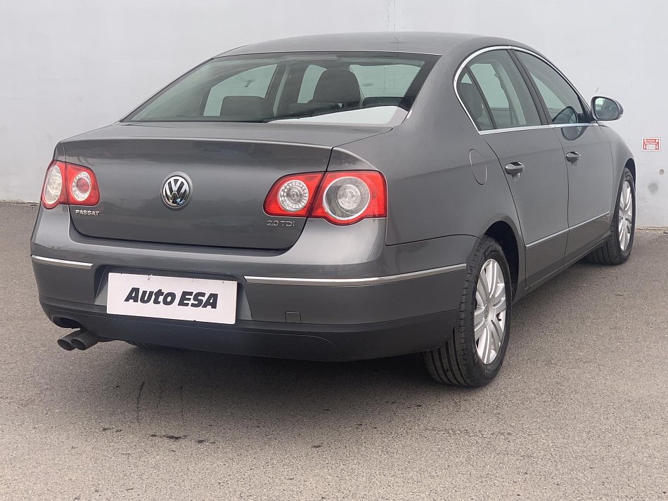 Volkswagen Passat 2.0 TDi Highline