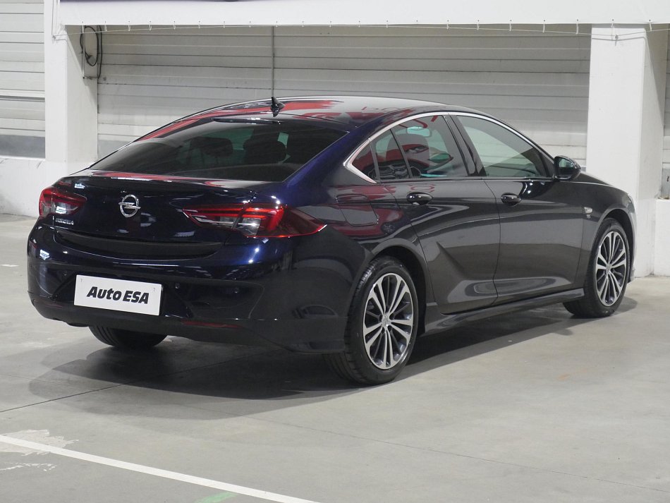 Opel Insignia 2.0 CDTi 