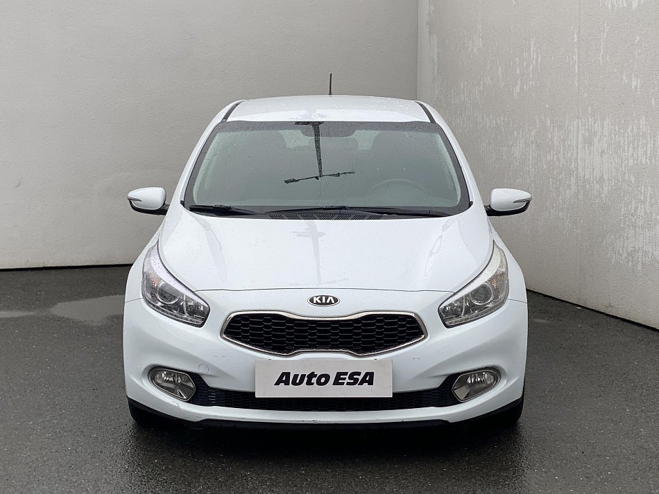 Kia Ceed 1.6 GDi Exclusive