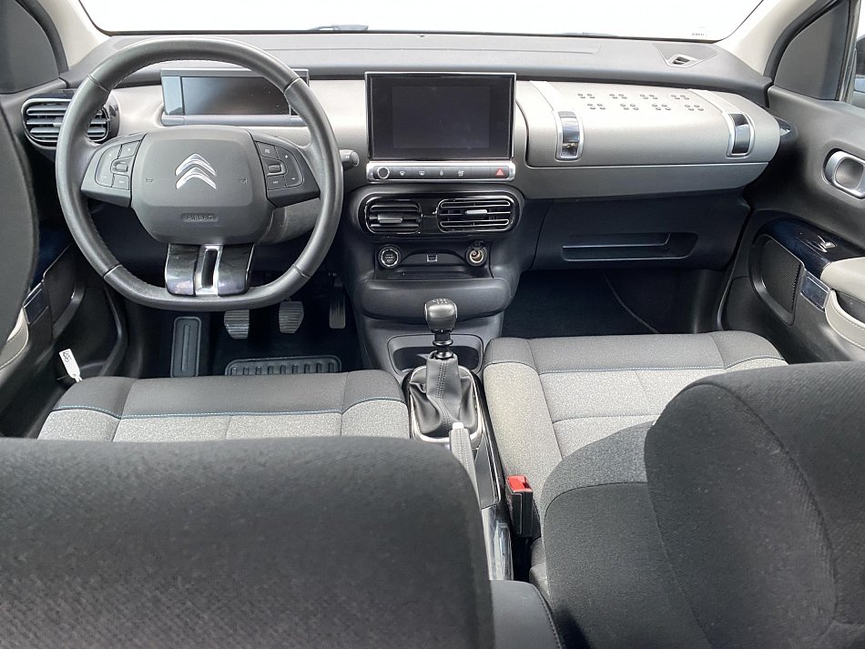 Citroën C4 Cactus 1.2PT Shine