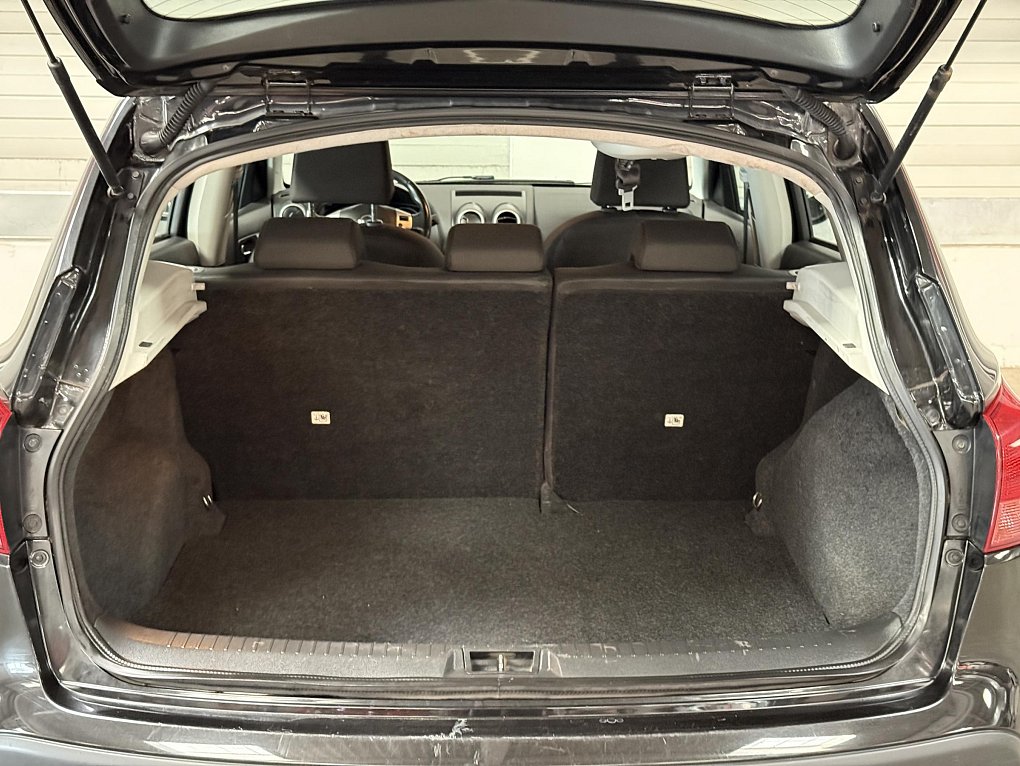 Nissan Qashqai 2.0i  4x4