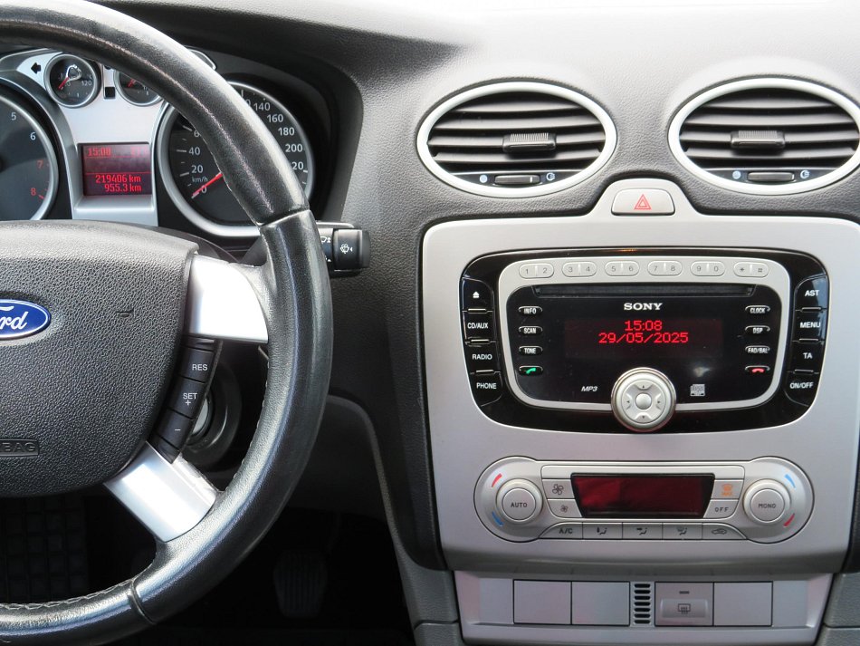 Ford Focus 1.6i 16V 