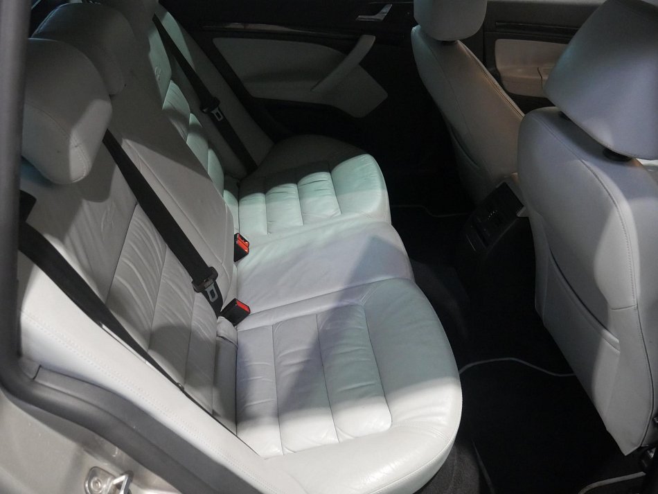 Škoda Octavia II 2.0 TDi  4x4