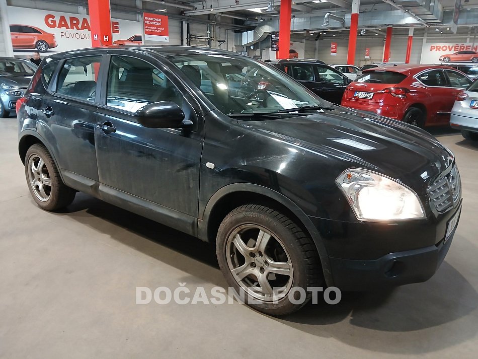 Nissan Qashqai 2.0i  4x4