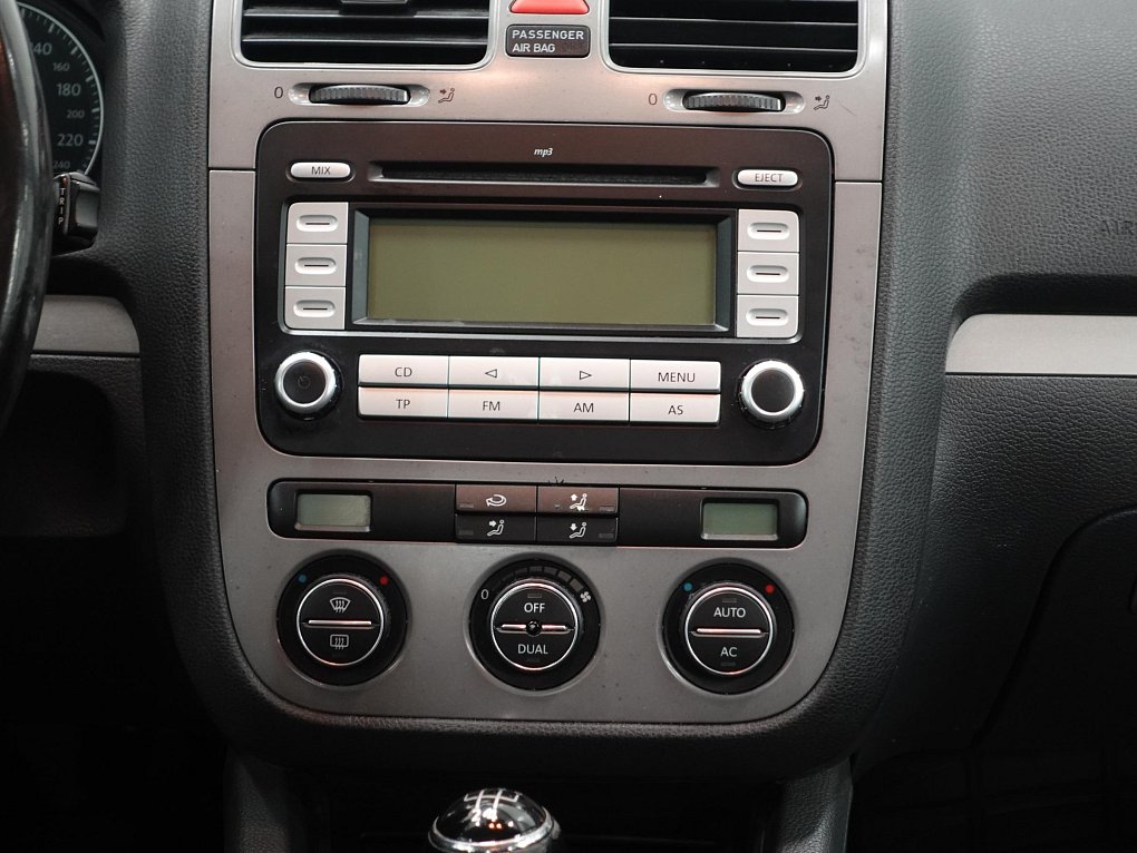 Volkswagen Golf 1.6i 