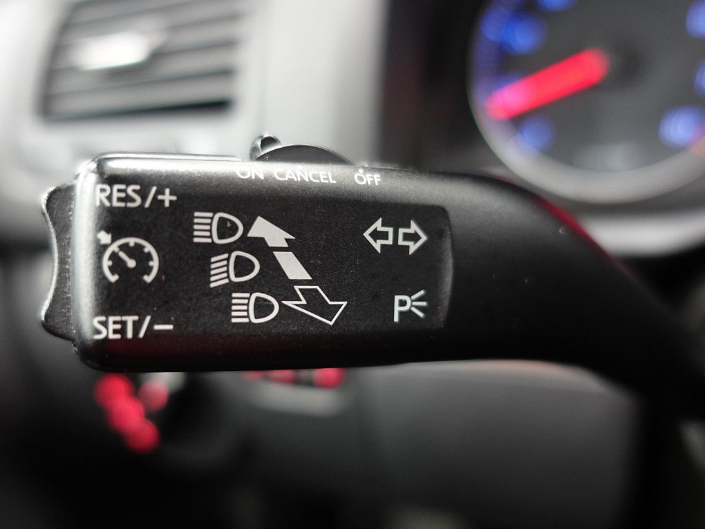 Volkswagen Golf 1.6i 