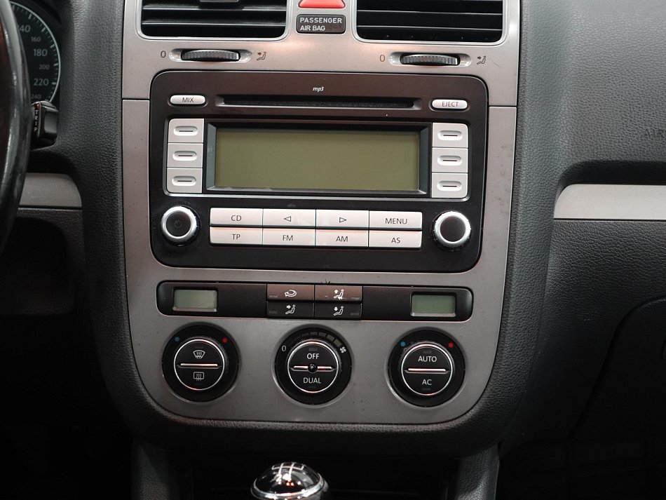 Volkswagen Golf 1.6i 