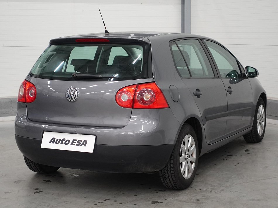 Volkswagen Golf 1.6i 