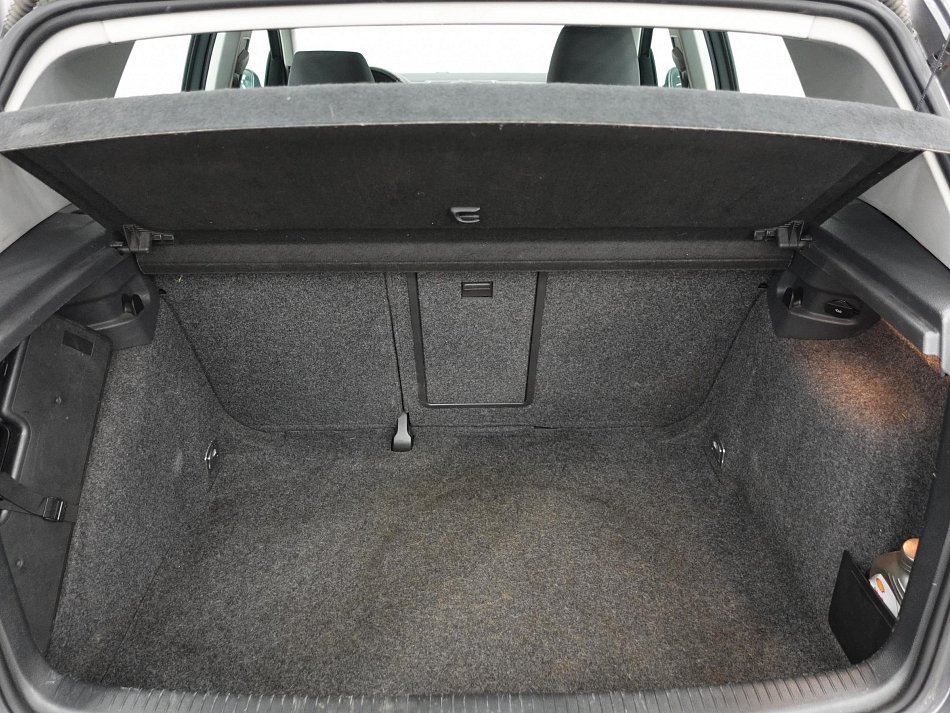 Volkswagen Golf 1.6i 