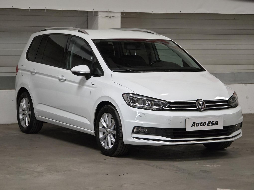Volkswagen Touran 2.0 TDi 