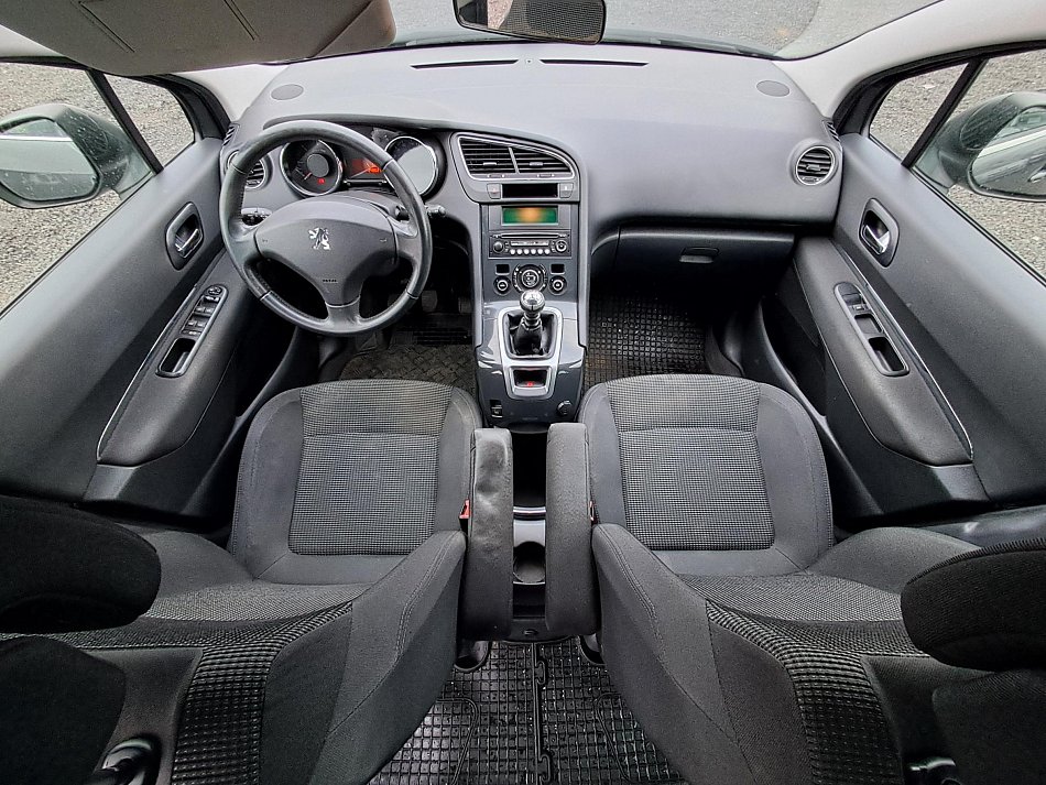 Peugeot 5008 1.6 HDi 