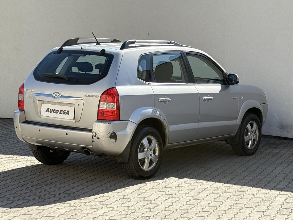 Hyundai Tucson 2.0 i  4x4