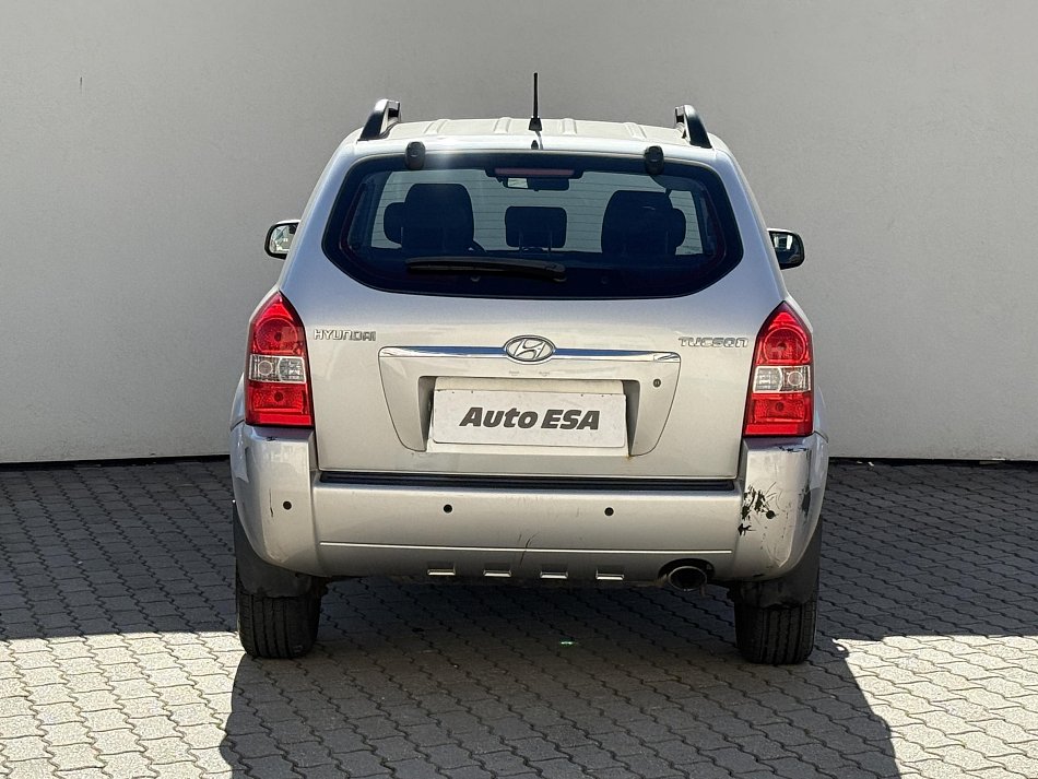 Hyundai Tucson 2.0 i  4x4