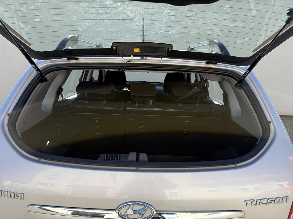 Hyundai Tucson 2.0 i  4x4