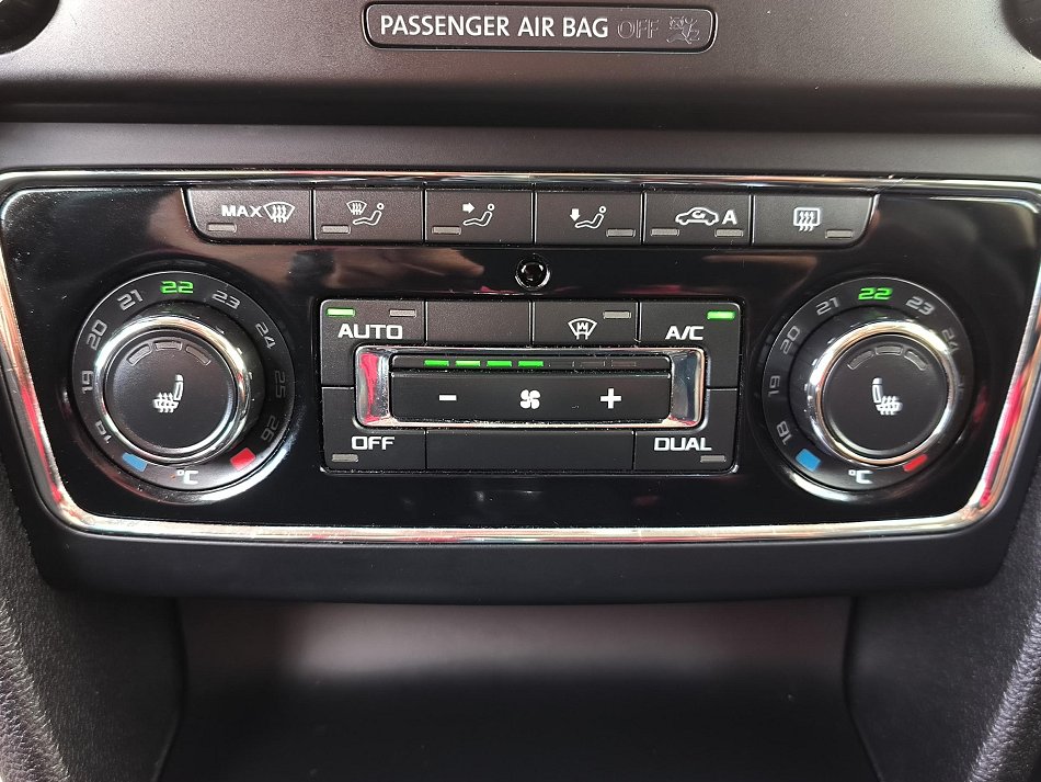 Škoda Superb II 2.0 TDi Elegance
