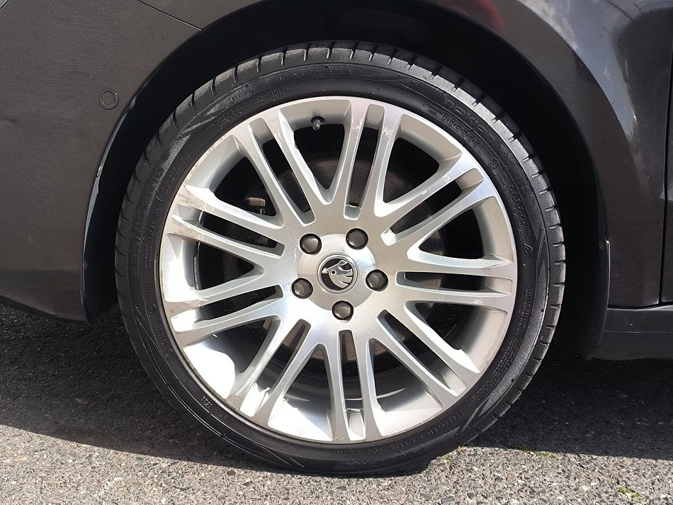 Škoda Superb II 2.0 TDi Elegance