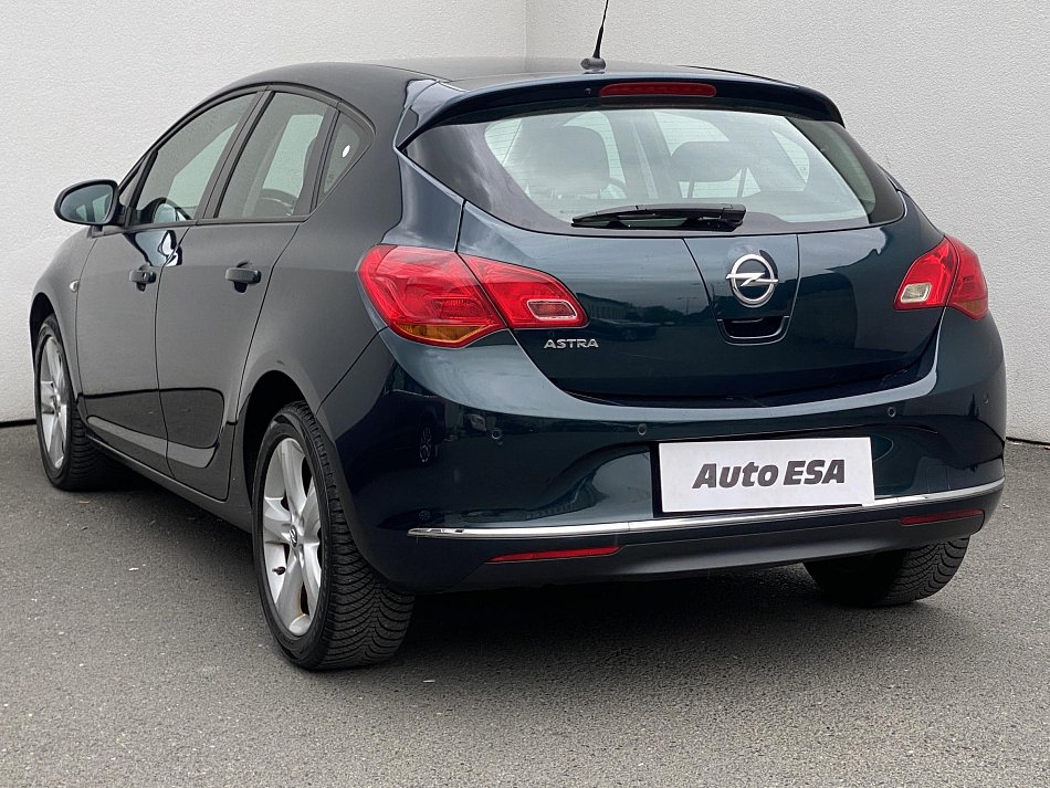 Opel Astra 1.6i 