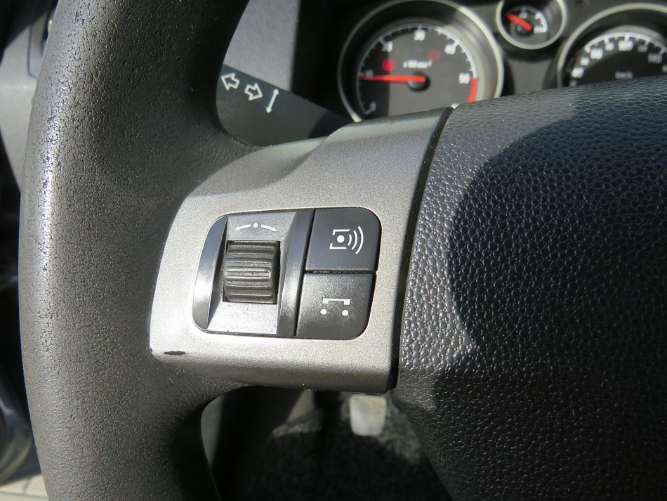 Opel Zafira 1.9CDTI 