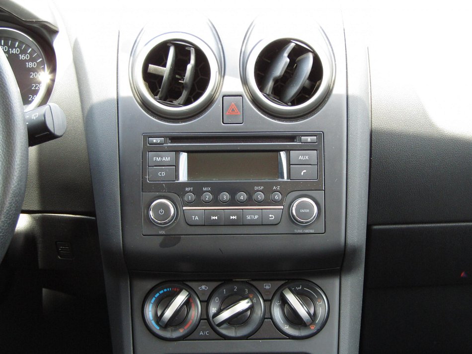 Nissan Qashqai 1.6i 