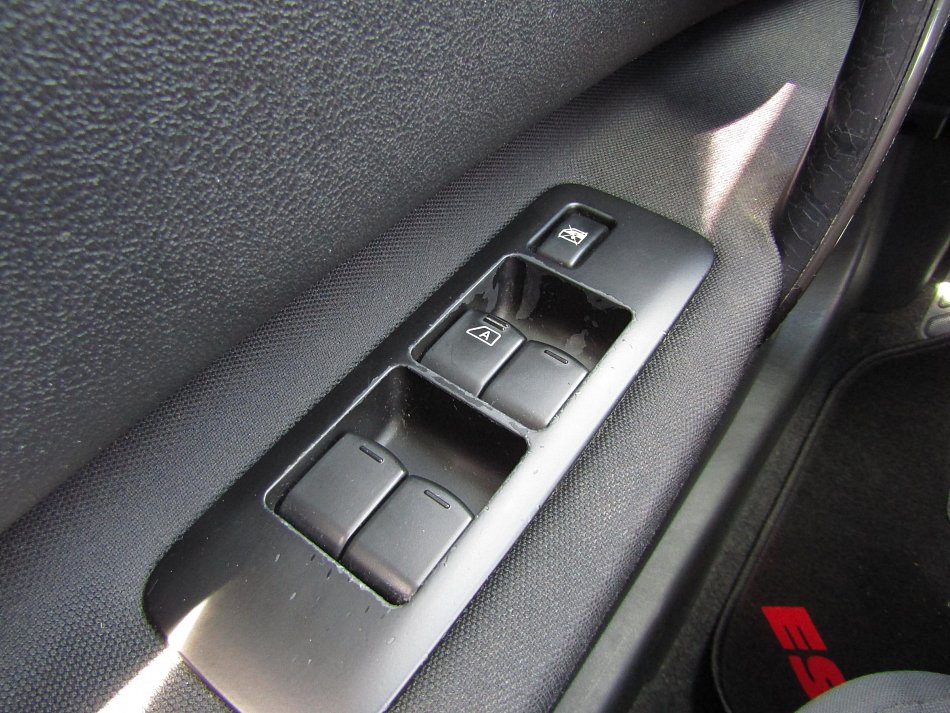 Nissan Qashqai 1.6i 