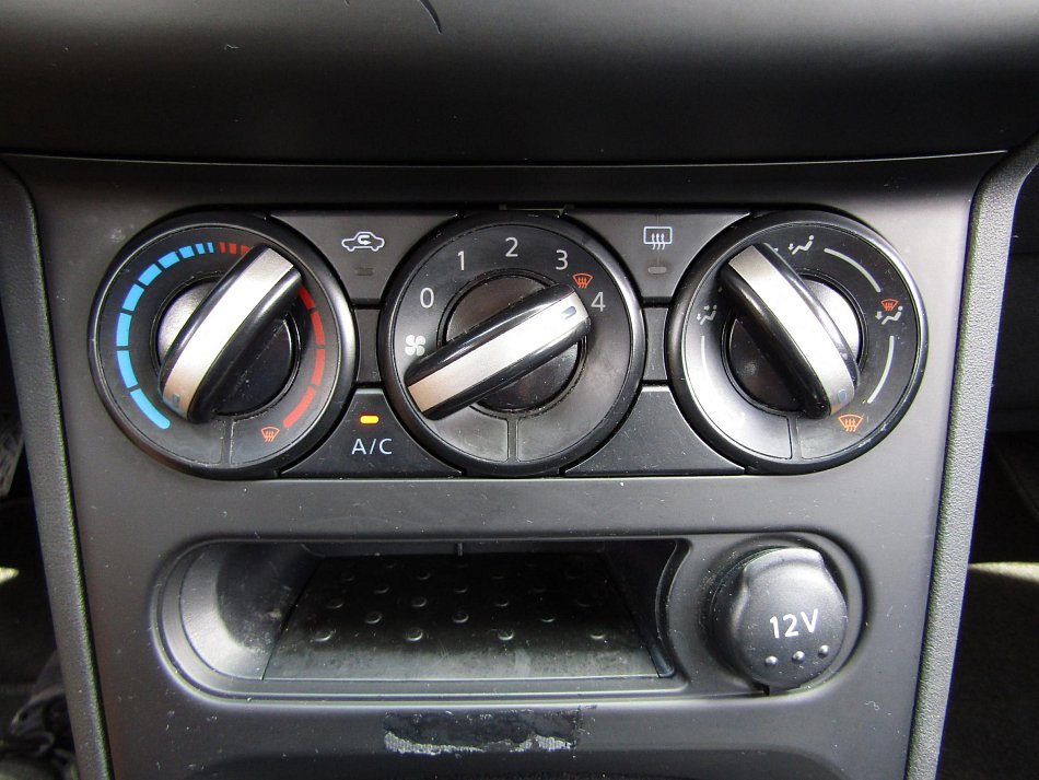 Nissan Qashqai 1.6i 