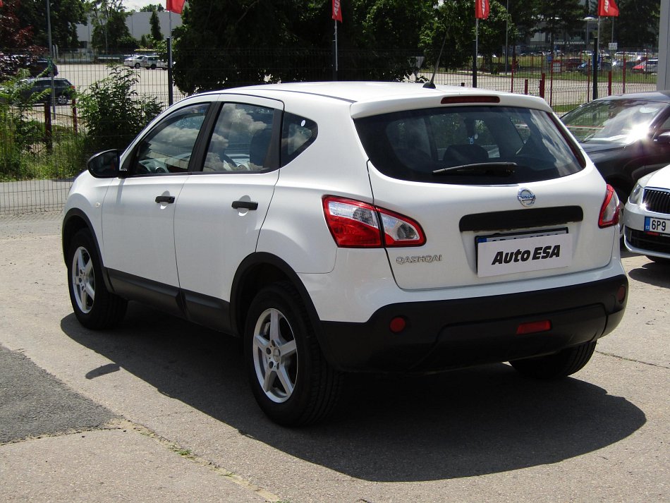 Nissan Qashqai 1.6i 