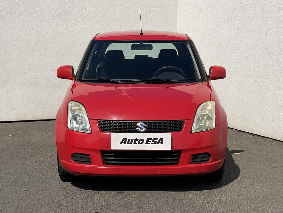 Suzuki Swift 1.3i 