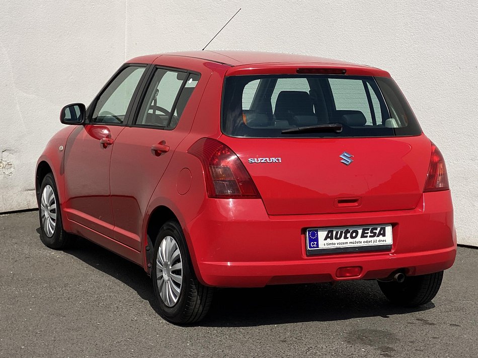 Suzuki Swift 1.3i 