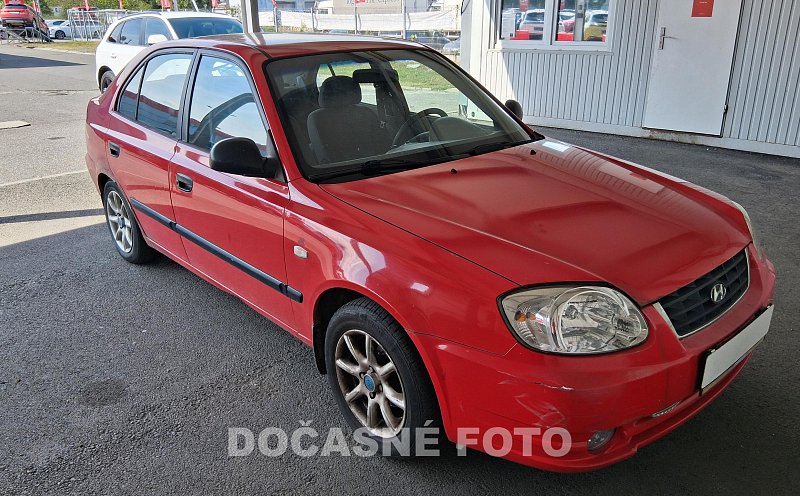 Hyundai Accent 1.4 i 