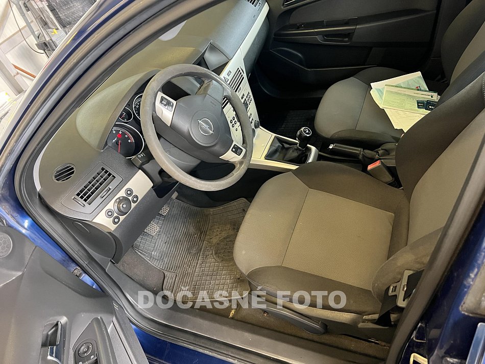 Opel Astra 1.6i 