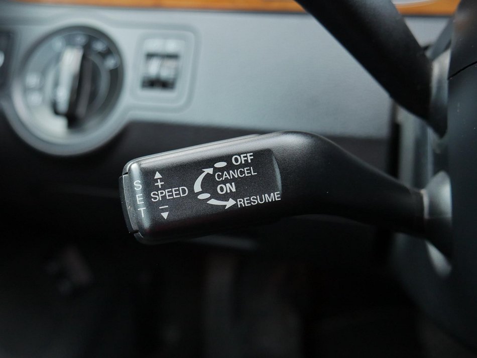 Volkswagen Passat 2.0 TDi 