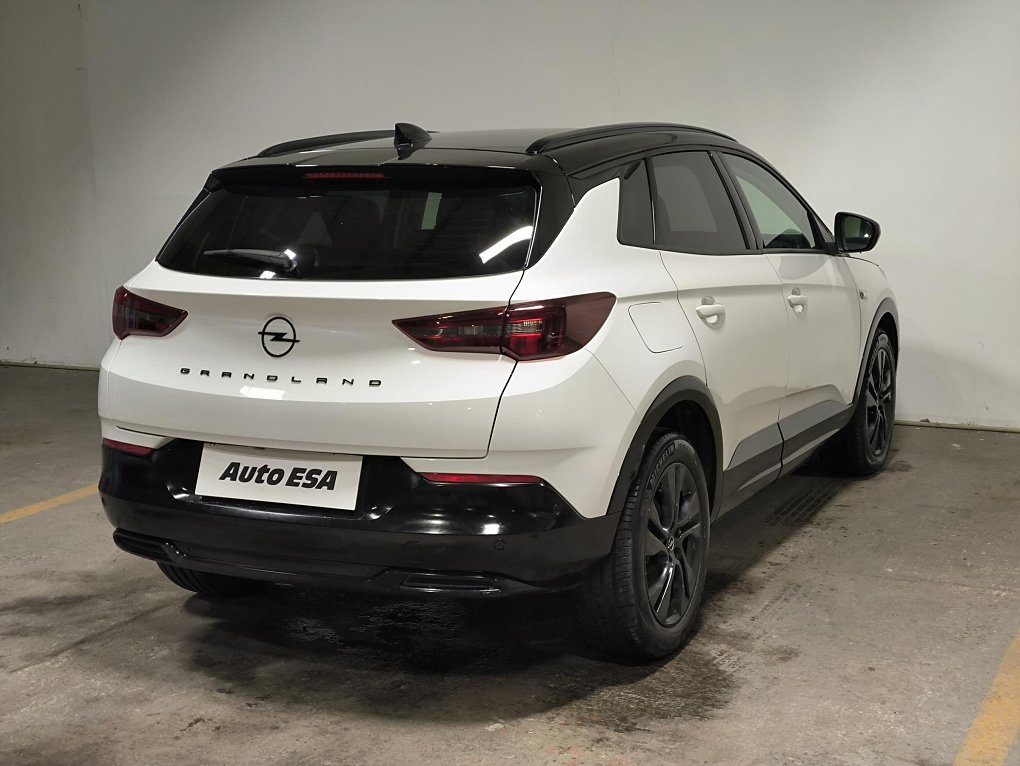 Opel Grandland 1.2T GS Line