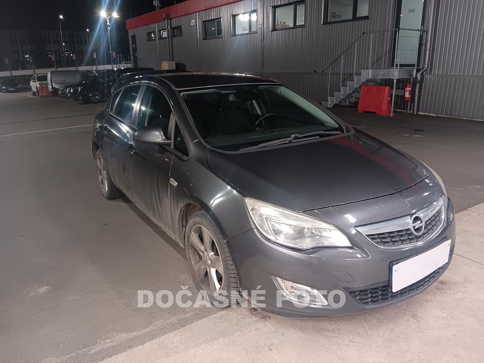 Opel Astra 1.4T 