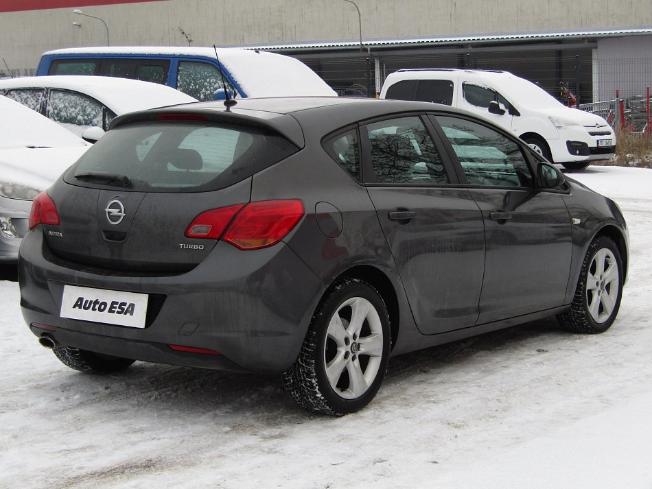 Opel Astra 1.4T 