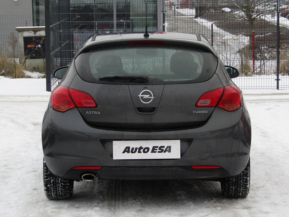 Opel Astra 1.4T 