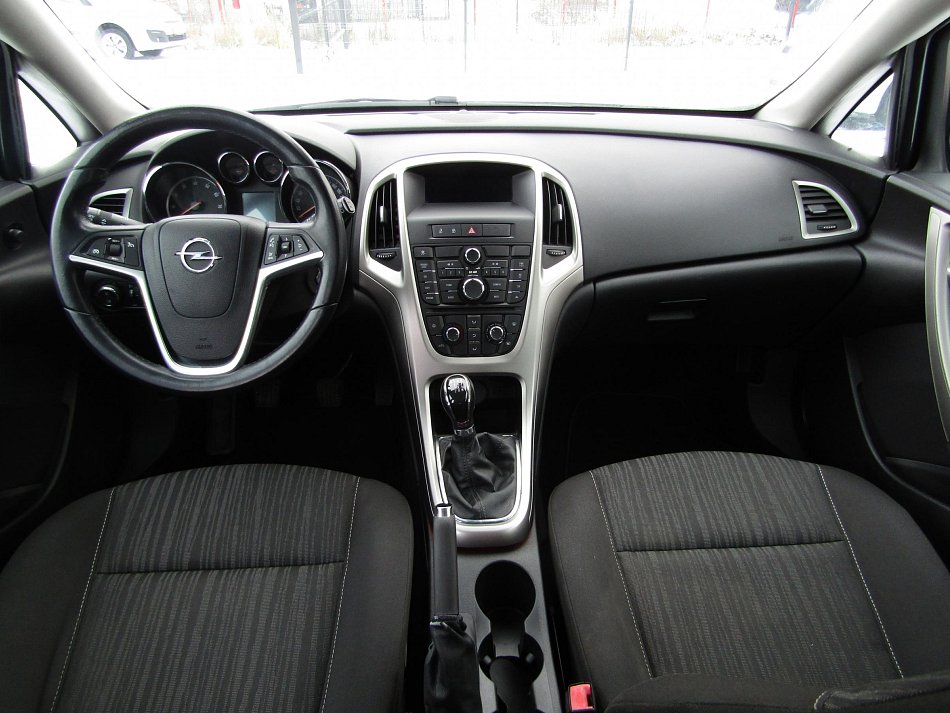 Opel Astra 1.4T 