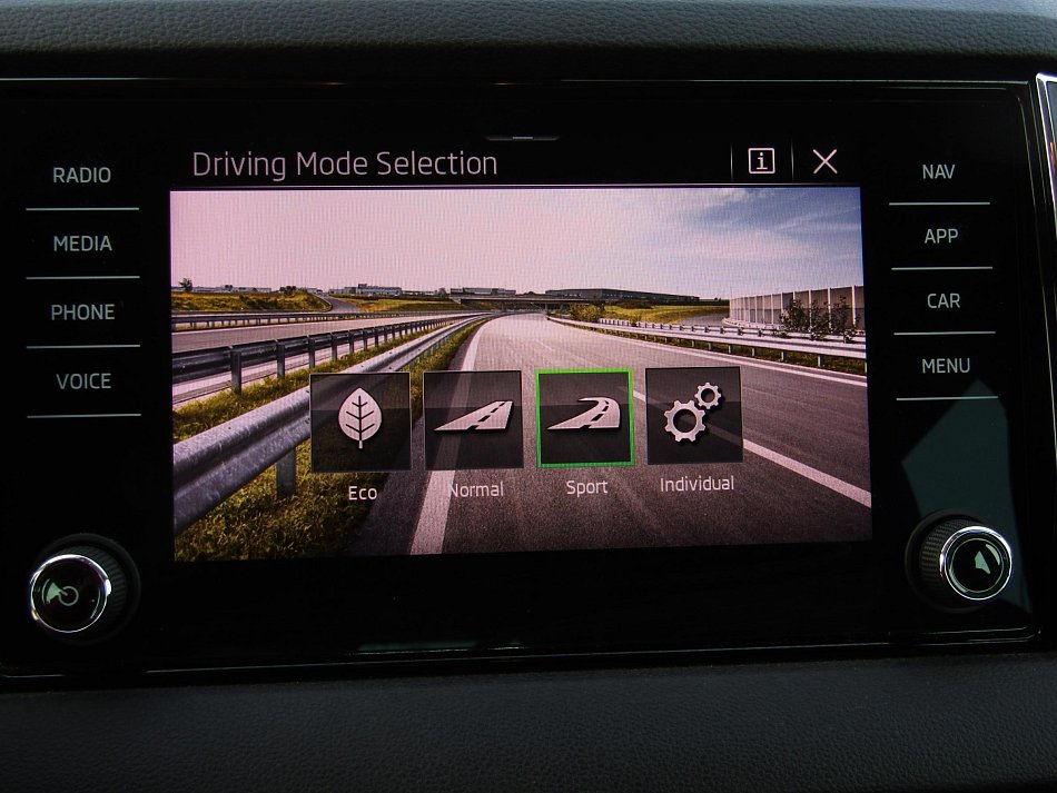 Škoda Karoq 1.5 TSi Style