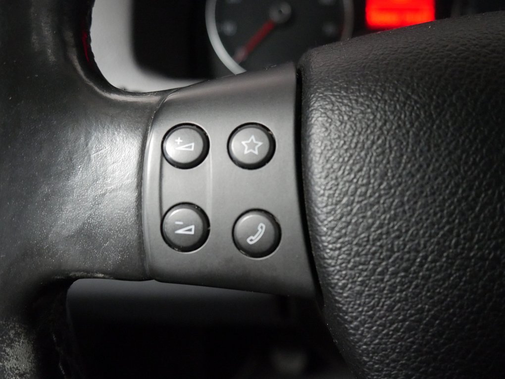Volkswagen Touran 1.6i 