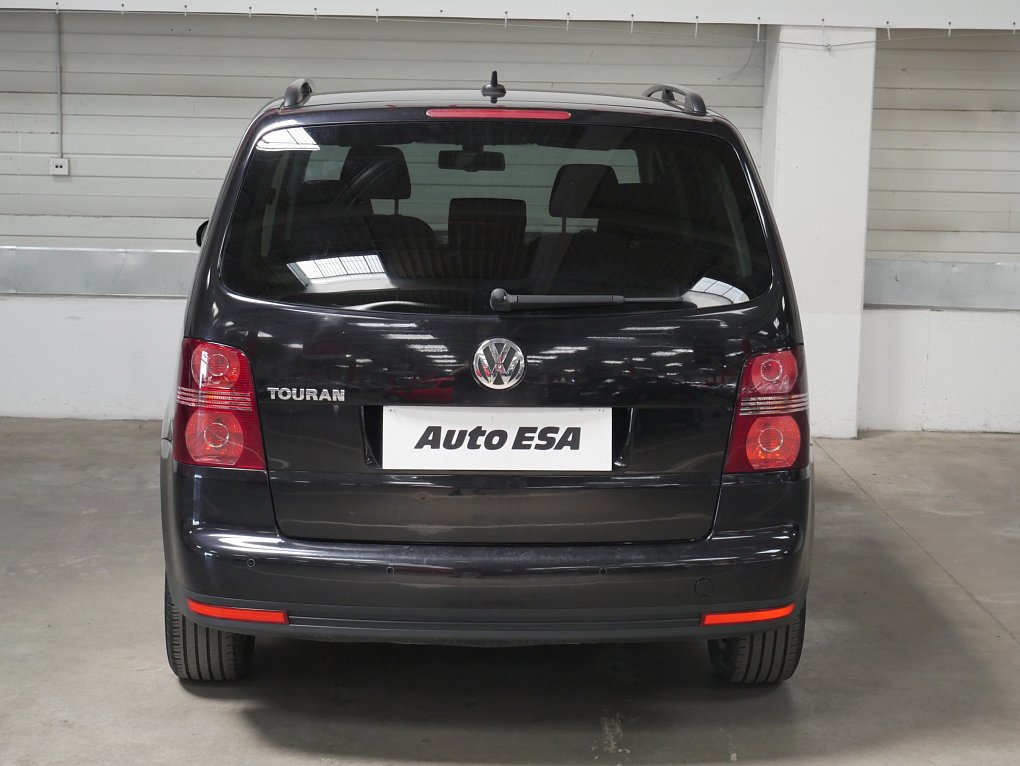 Volkswagen Touran 1.6i 