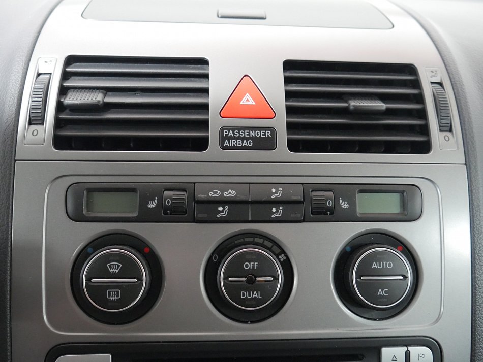 Volkswagen Touran 1.6i 