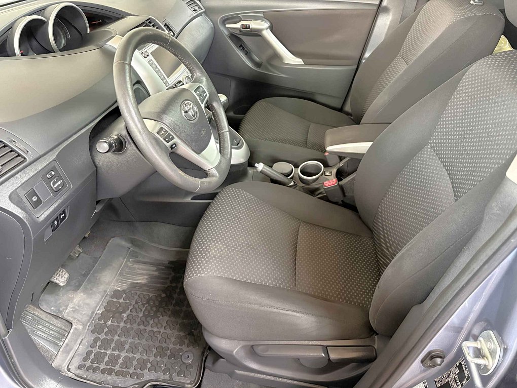 Toyota Verso 2.2 D-CAT 