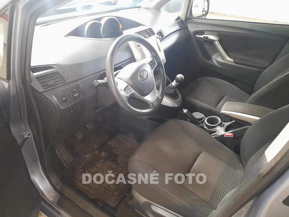 Toyota Verso 2.2 D-CAT 