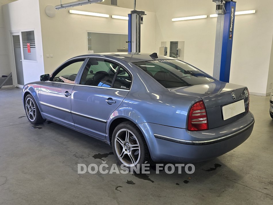 Škoda Superb 1.8t 