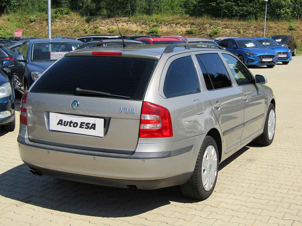Škoda Octavia II 2.0 FSi 