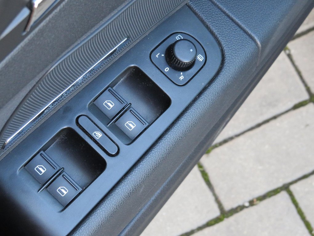 Škoda Superb II 2.0 TDi Elegance