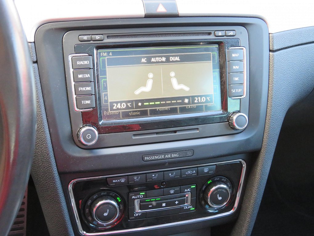 Škoda Superb II 2.0 TDi Elegance