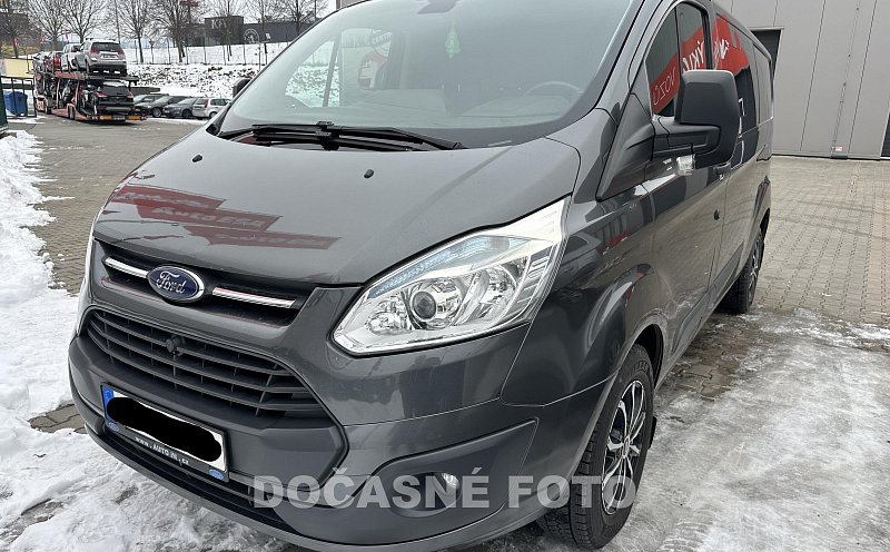 Ford Transit Custom 2.2TDCI Trend L2 6míst