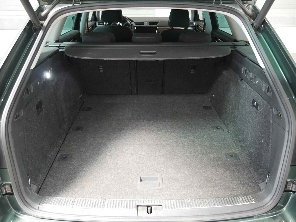 Škoda Superb III 2.0 TDI Scout 4x4
