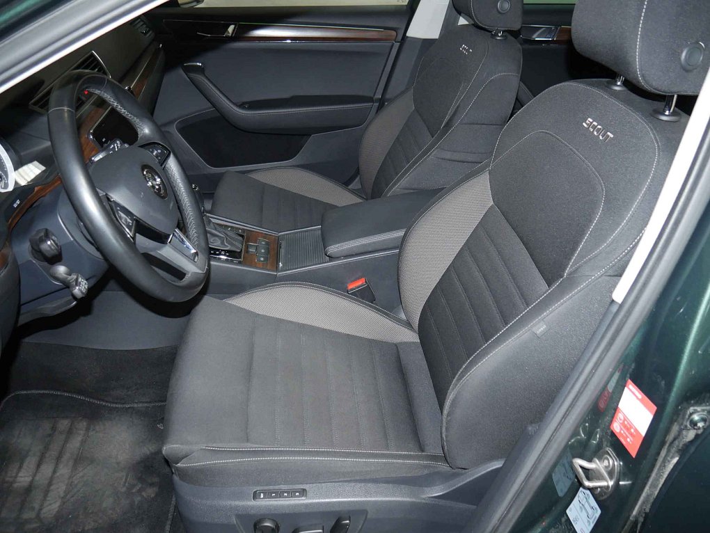 Škoda Superb III 2.0 TDI Scout 4x4