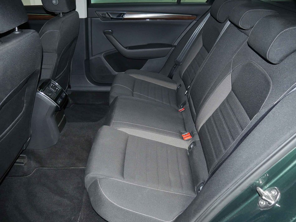 Škoda Superb III 2.0 TDI Scout 4x4